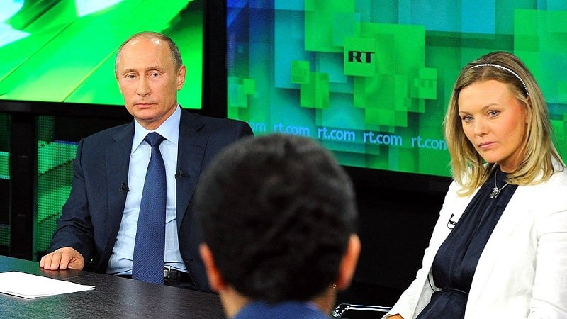 Vladimir Poutine dans les locaux de Russia Today