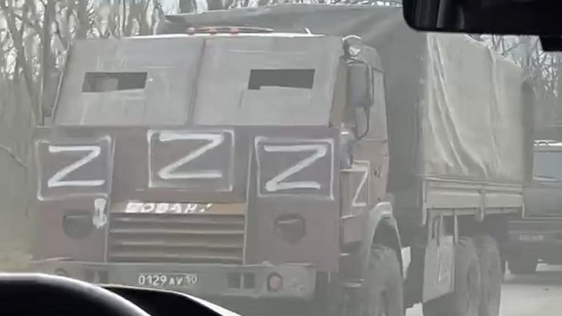 Un camion blindé russe en Ukraine