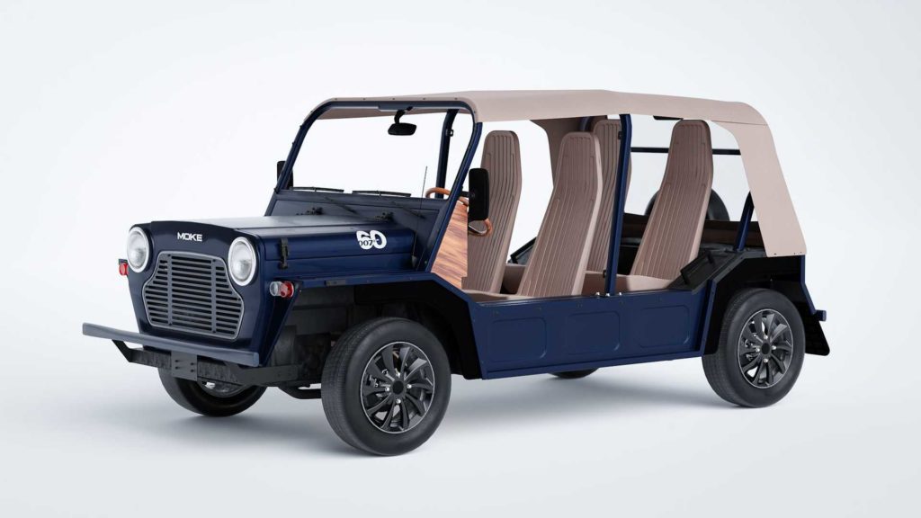 Figure 1: Play like James Bond with this special edition Mini Mock.