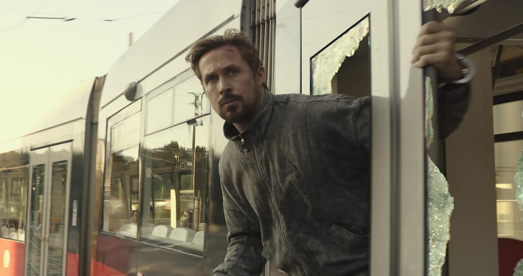Image 1 : Netflix : trailer de The Gray Man, le film des réalisateurs d'Avengers avec Chris Evans