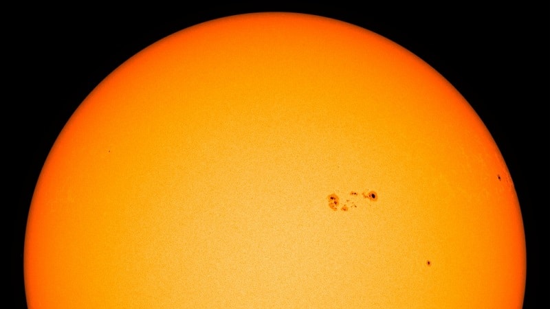 La tache solaire AR3038 capturée le 22 juin 2022