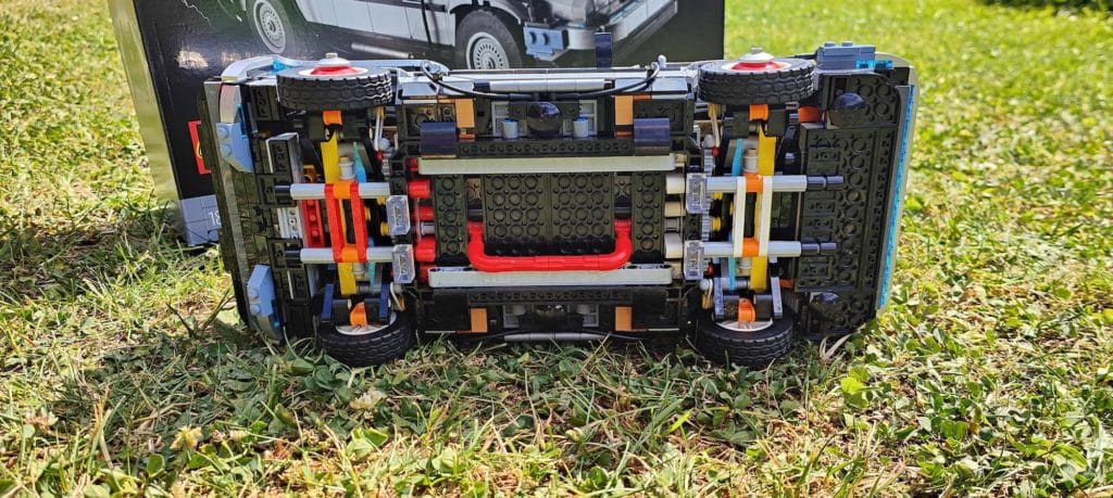 Image 5 : Test LEGO Retour vers les Futur : on a construit la DeLorean, vaut-elle ses 170 € ?