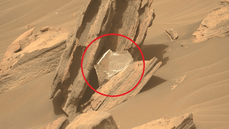 Image 3 : Record d'accidents pour Tesla,  la série Obi-Wan Kenobi lève un secret sur la prélogie, un objet mystérieux repéré sur Mars : c'est le récap