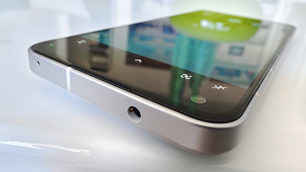 Image 14 : Test Asus Zenfone 9 :  enfin un petit smartphone prêt à en découdre avec les meilleurs