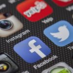 Facebook : les ados désertent la plateforme au profit d’un autre réseau social