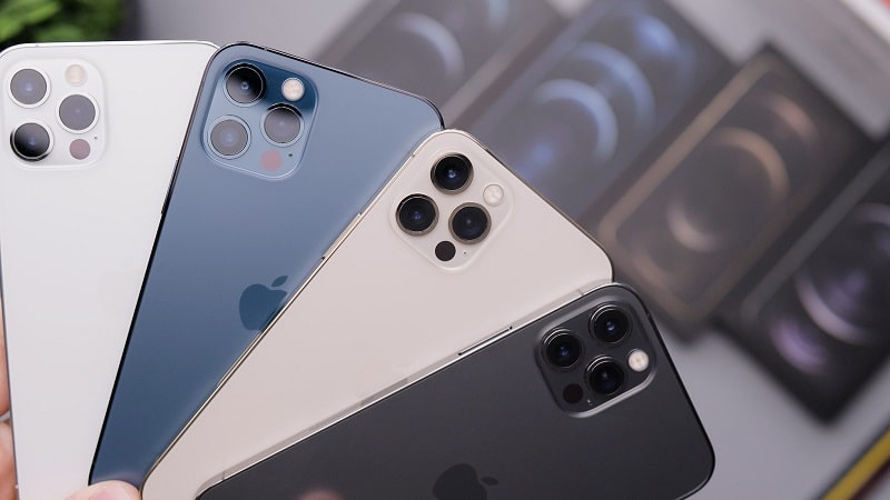 Apple interdit de vendre les iPhone 12 et 13 sans chargeur au Brésil