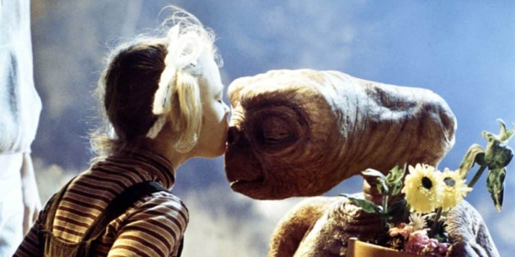 Image 1 : E.T., l'extra-terrestre : l'actrice de Gertie croyait qu'E.T. était réel
