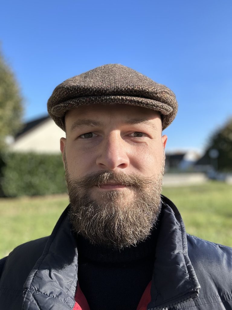 Apple iPhone 14 Pro - selfie, mode portrait