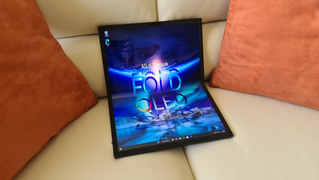 Image 33 : Test Asus Zenbook Fold : tablette OLED 17 pouces pliable ou PC portable 12,5 pouces, à vous de choisir