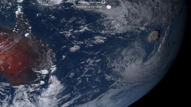 Image satellite de l'éruption du volcan sous-marin Hunga Tonga-Hunga Ha'apai 