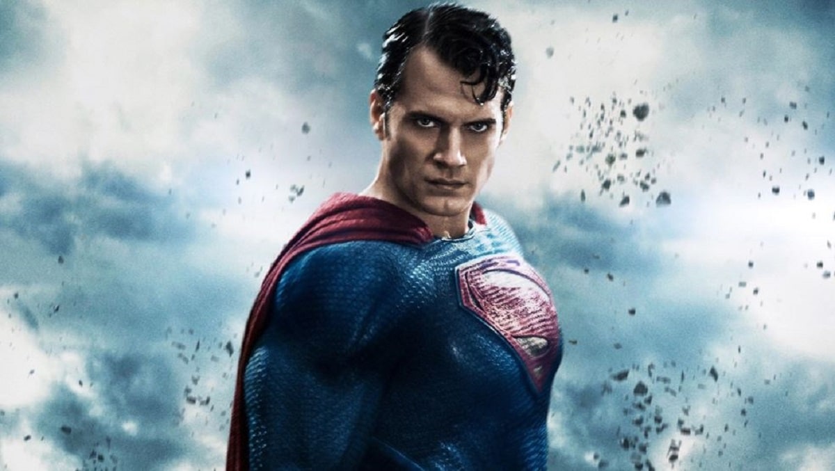 Henry Cavill dans le rôle de Superman coupé au montage