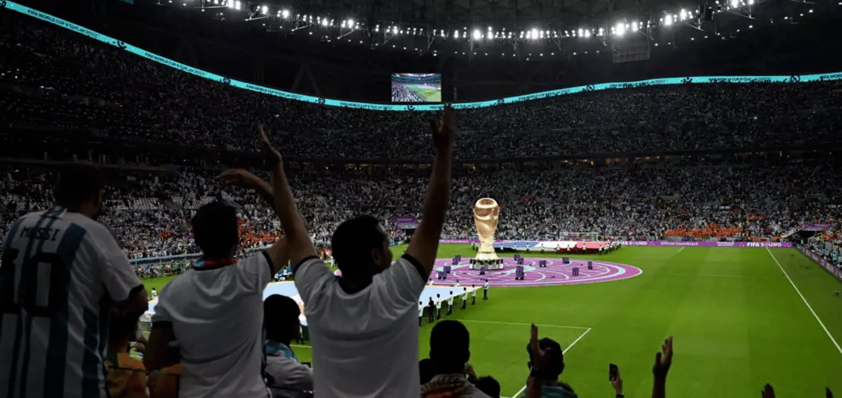 Le ballon de la Coupe du Monde, bijou technologique au service de  l'arbitrage