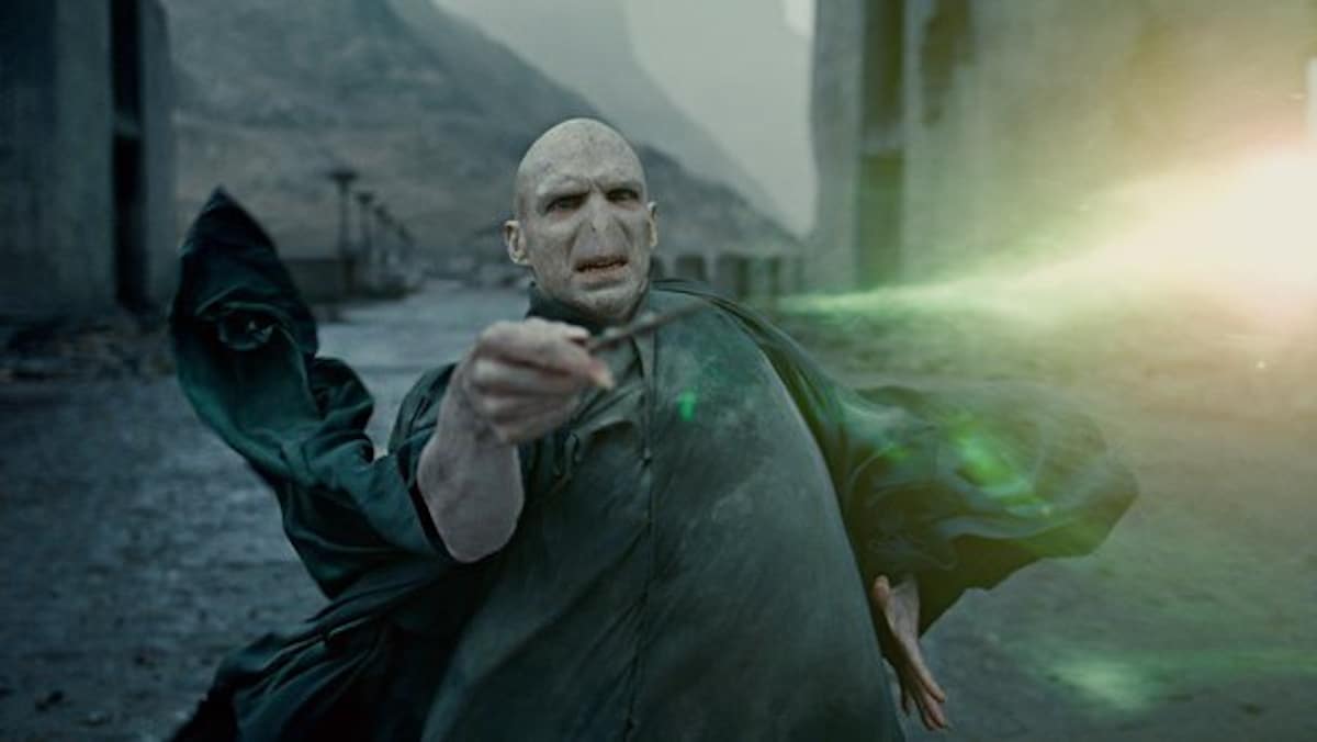 Vous allez pouvoir lancer de l'Avada Kedavra à tire larigot dans Hogwarts Legacy © Warner Bros
