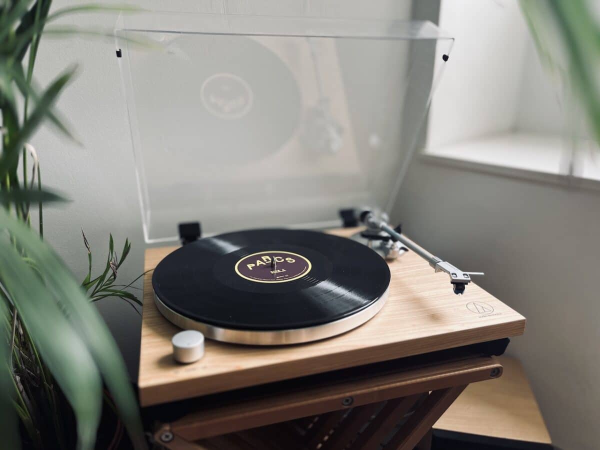 Platine Vinyle, Comparatif et Meilleurs Modèles 2021