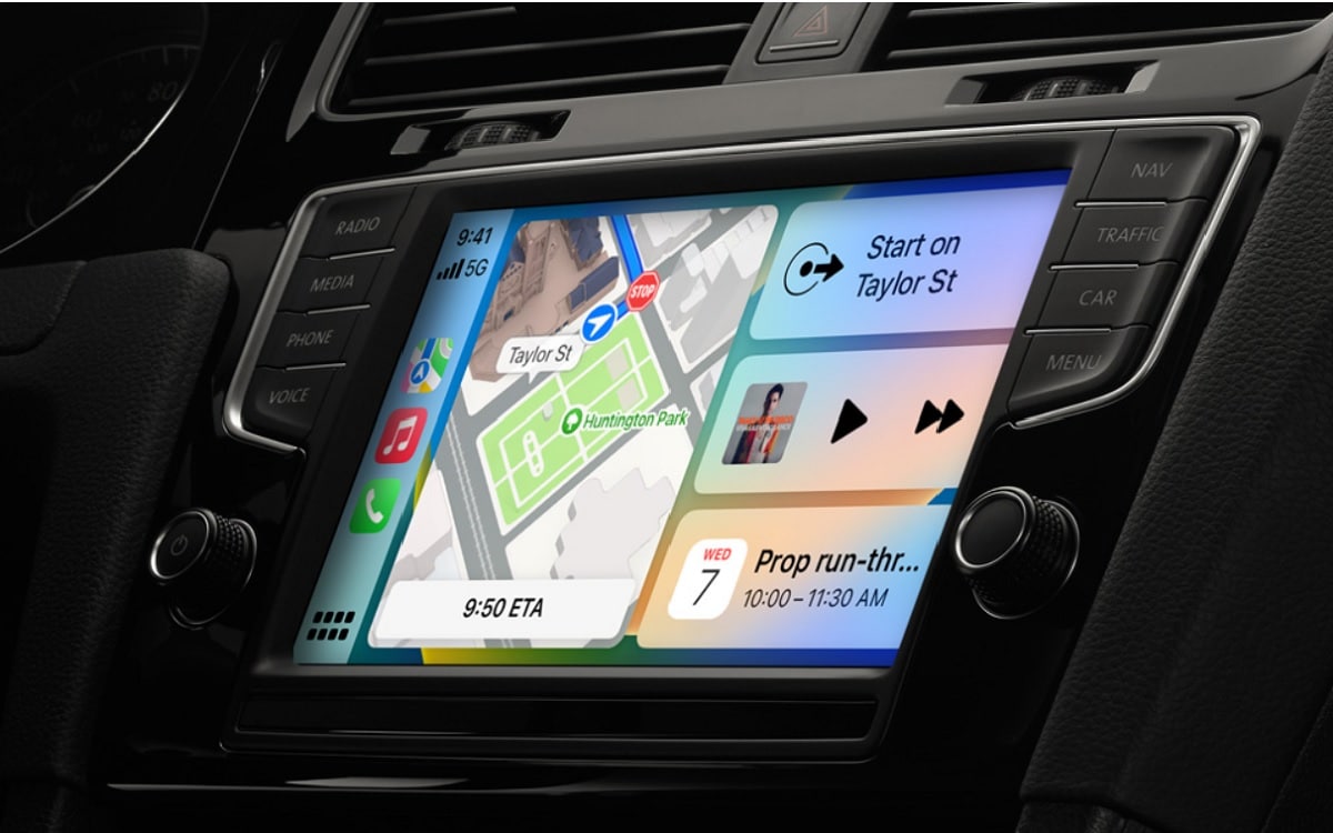 Apple CarPlay 