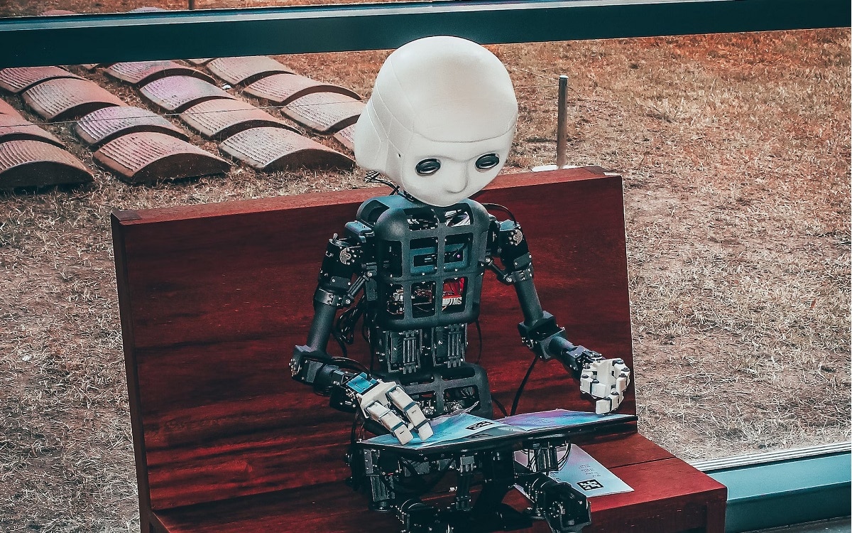 Robot © Unsplash