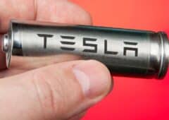 Tesla batterie procès plainte