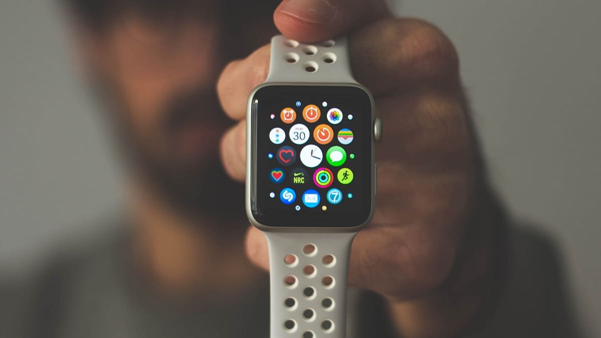 Apple Watch Series 9 plus rapide nouveau processeur basé sur puce A15