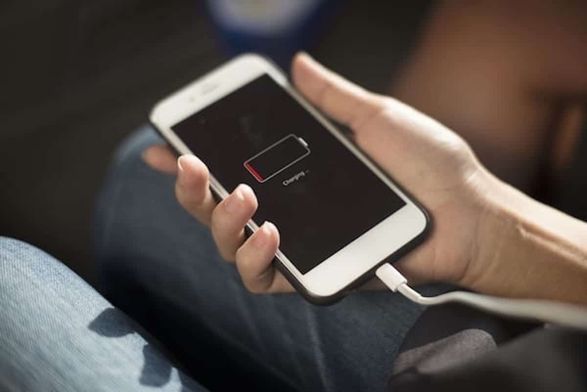 Est-il mauvais de laisser son smartphone en charge ?