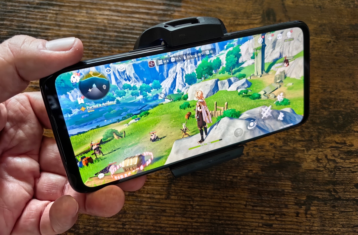 Image 3 : Test Asus ROG Phone 7 Ultimate : le smartphone gaming par excellence