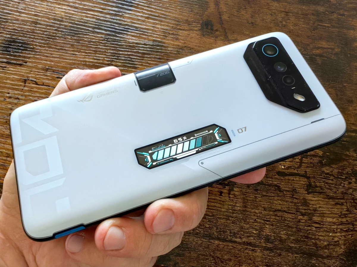 Image 2 : Test Asus ROG Phone 7 Ultimate : le smartphone gaming par excellence