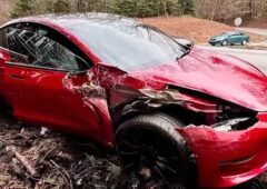 Tesla accident camion autopilot
