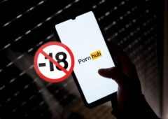 Vérifier l'âge sur PornHub, bientôt avec son smartphone ou son PC ? © Nikolas Kokovlis/NurPhoto/Getty Images