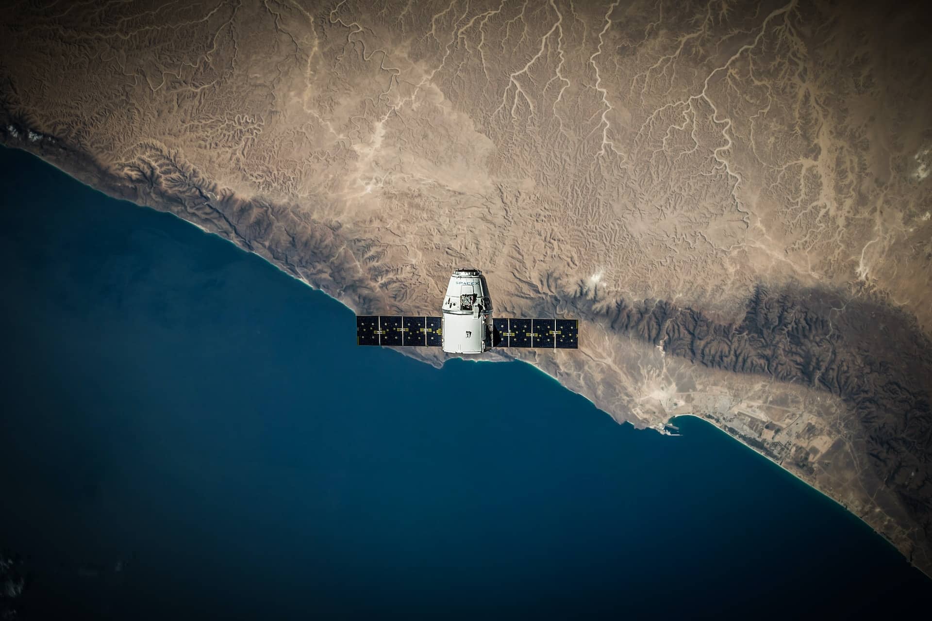 Nos smartphones pourront bientôt se connecter en 4G grâce à une connexion envoyée depuis l’espace Nos smartphones pourront bientôt se connecter en 4G grâce à une connexion envoyée depuis l’espace