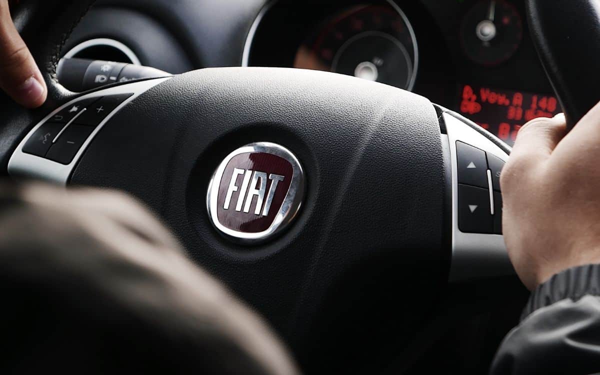 fiat coloris gris voiture voitures automobile couleur