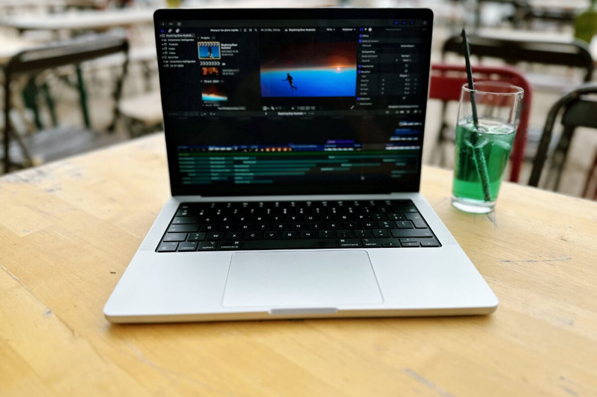 Test du MacBook Pro 14 pouces M1 Pro : la puissance d'une station de  travail, l'autonomie d'un ultraportable, un Mac à faire rêver