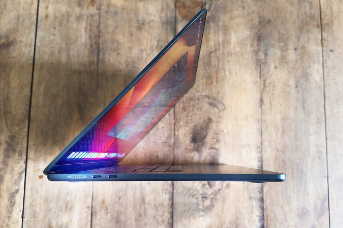 Test Apple MacBook Air 15 pouces : Toujours convaincant, mais en plus grand  - Le Monde Informatique