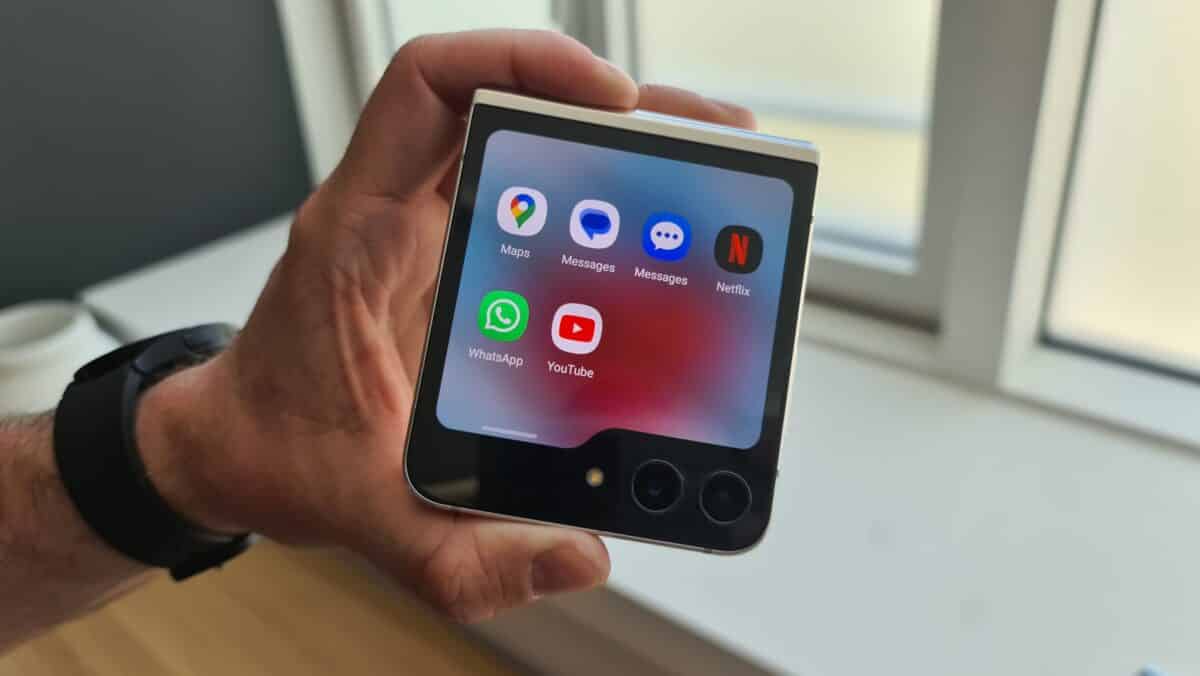 Galaxy Z Flip 5 écran externe applications