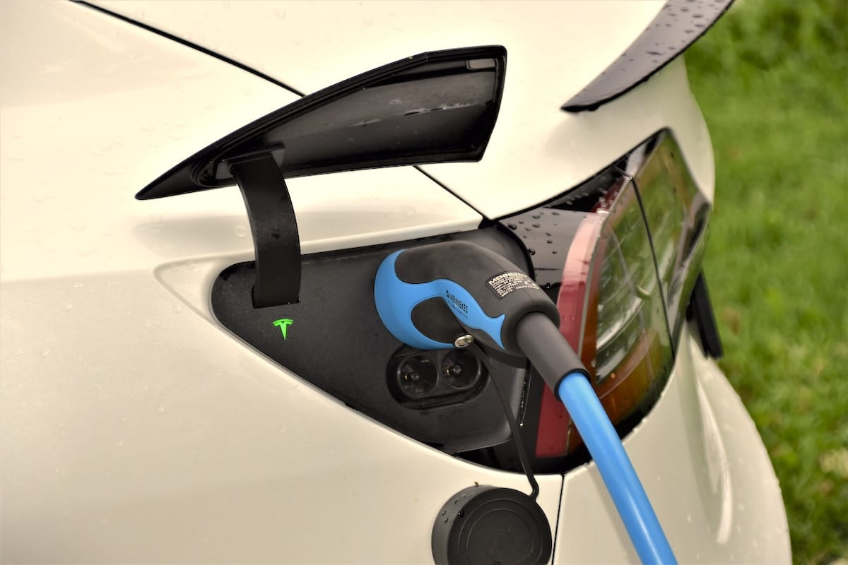 Canicule : attention aux batteries des voitures électriques