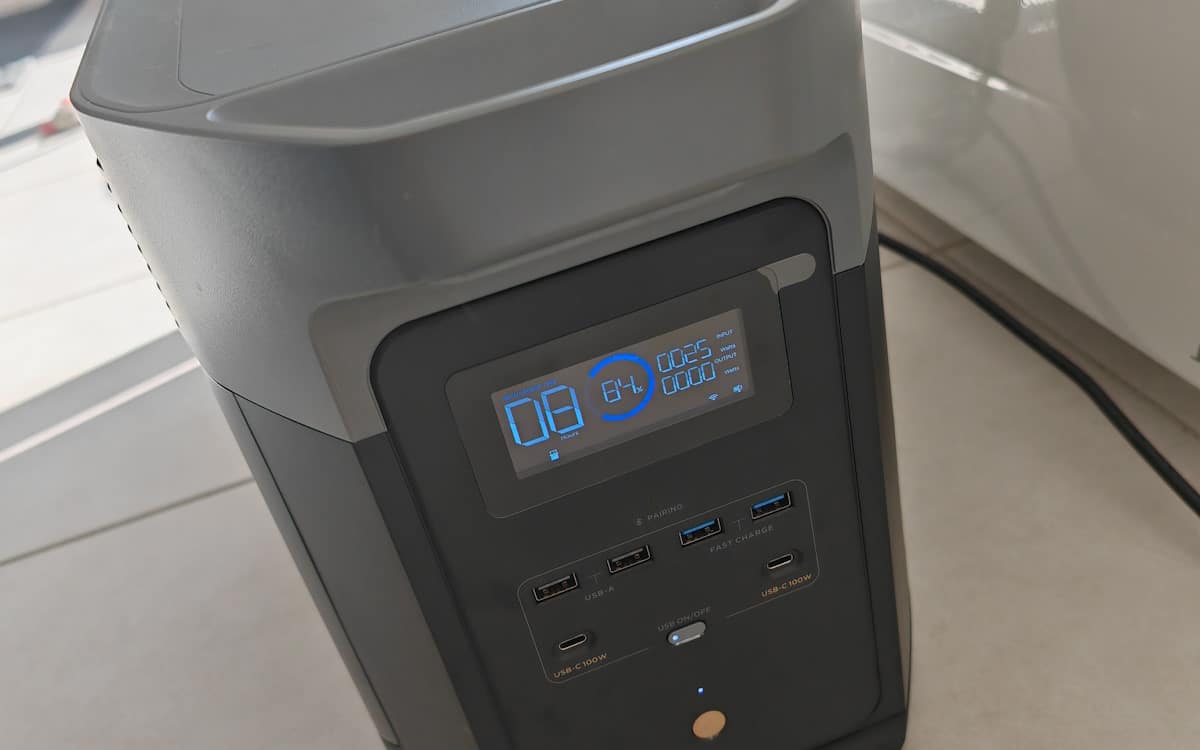 Nous avons testé le kit solaire EcoFlow PowerStream : est-ce un