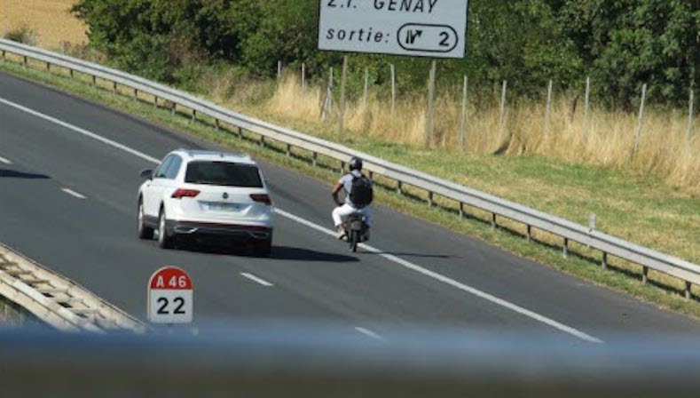 Gyroroue électrique autoroute