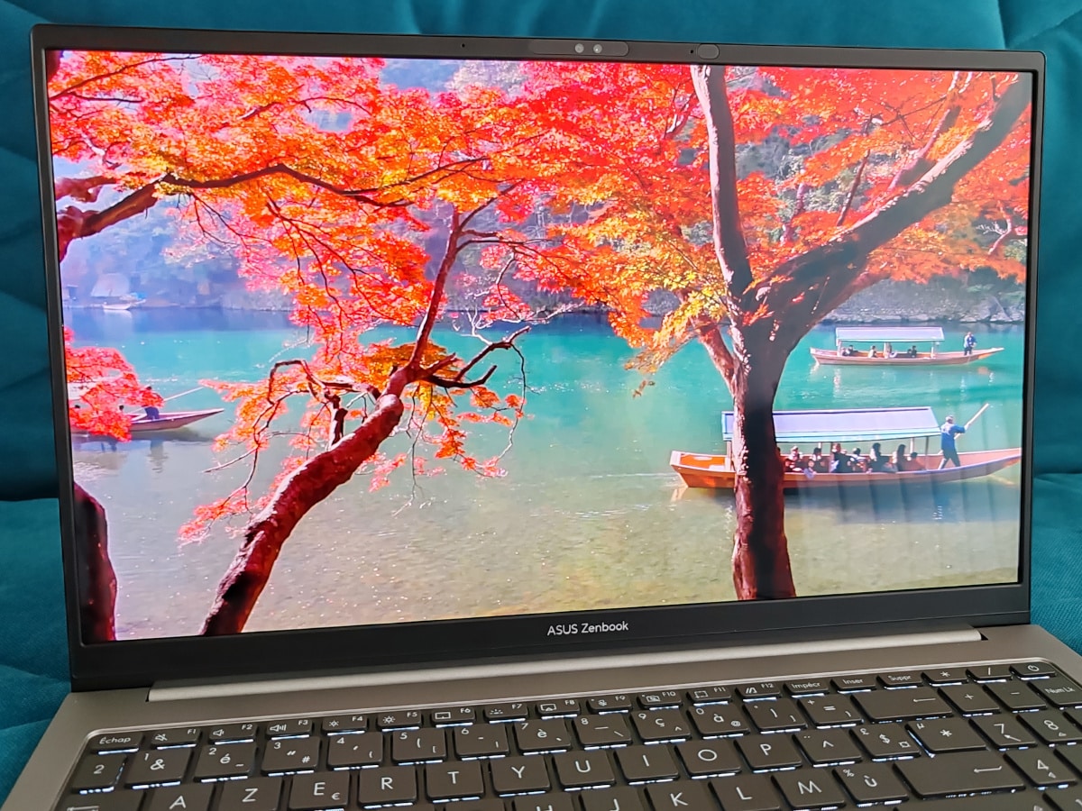 Test Asus Zenbook 15 OLED (UM3504) : un ultrabook polyvalent avec