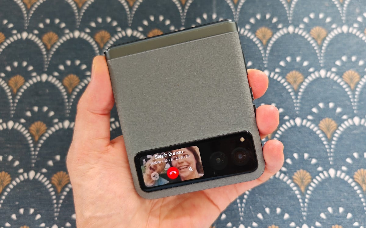 Image 15 : Test Motorola Razr 40, un smartphone pliant convaincant et pas seulement par son prix