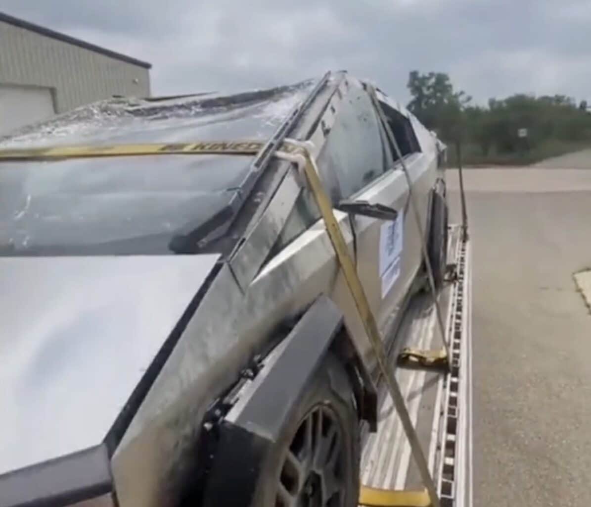 Image 1 : Tesla Cybertruck : un crash test très violent révèle la solidité du pick-up électrique