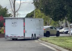 Tesla Cybertruck remorque