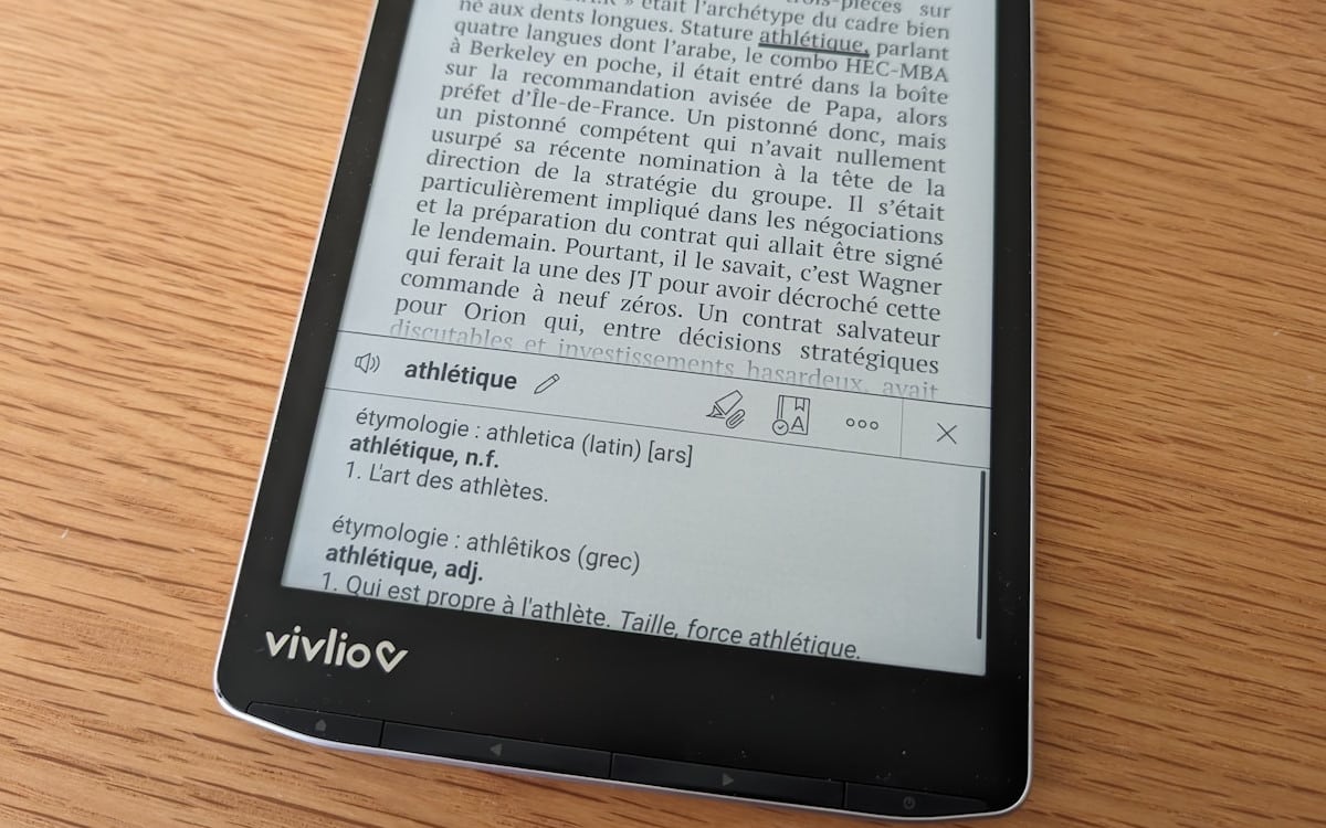 Test Vivlio InkPad 4 : la liseuse grand format s'améliore pour mieux  affronter Kobo et Kindle