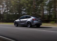 tesla model y pluie