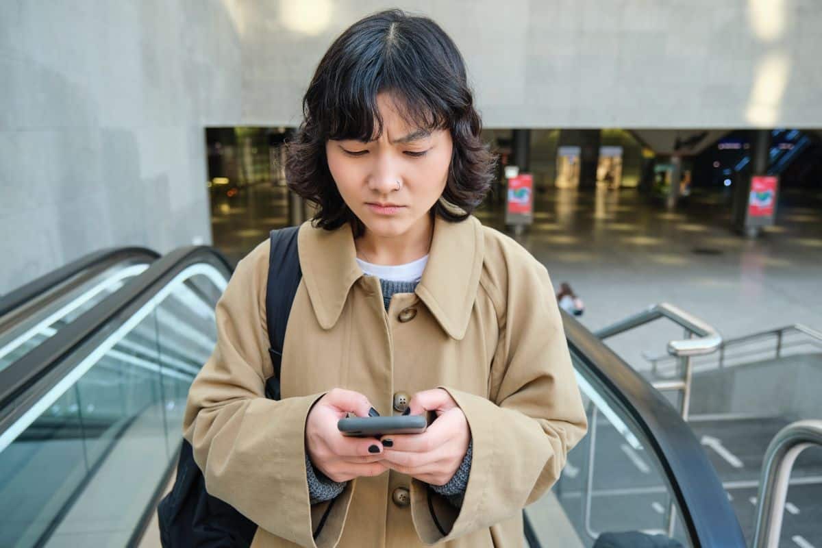 whatsapp drapeau conversation éphémère