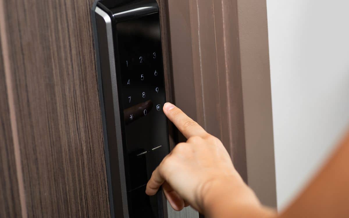 airbnb application réservation serrure connectée mise à jour