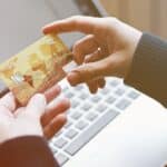 Le carding, une arnaque bancaire qui peut vider votre compte sans alerte