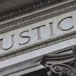 Facebook et Instagram attaqués en justice, l’abonnement payant est jugé “illégal”