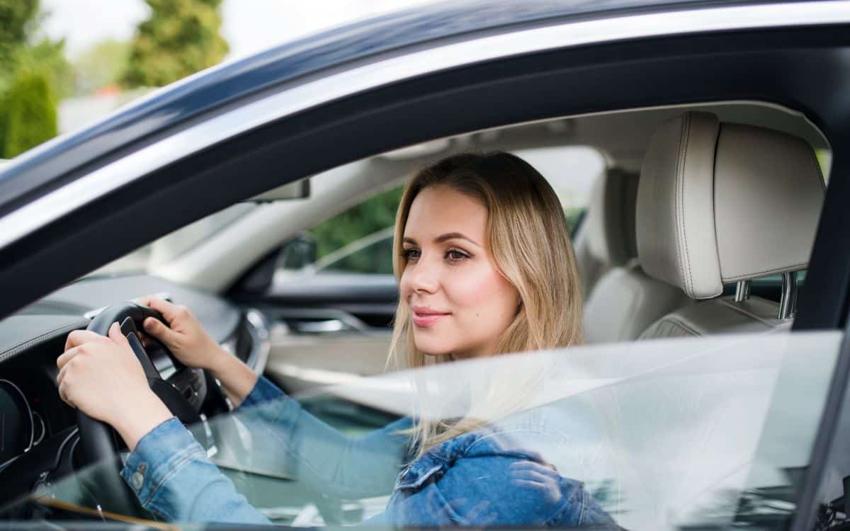 Permis de conduire : non, vous ne risquez rien à garder votre permis rose  et vous n'aurez pas d'amende pour l'instant ! 