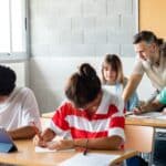 Les profs envoient des QR code aux élèves pour corriger leurs copies