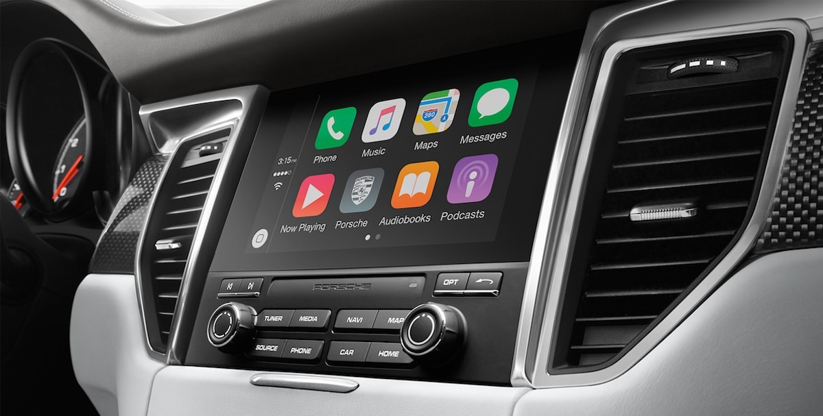 Apple CarPlay