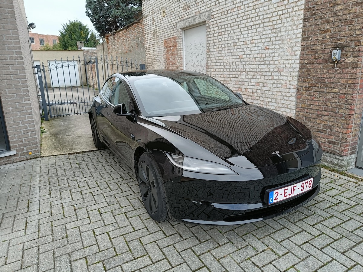 Nouvelle Tesla Model 3 Highland 