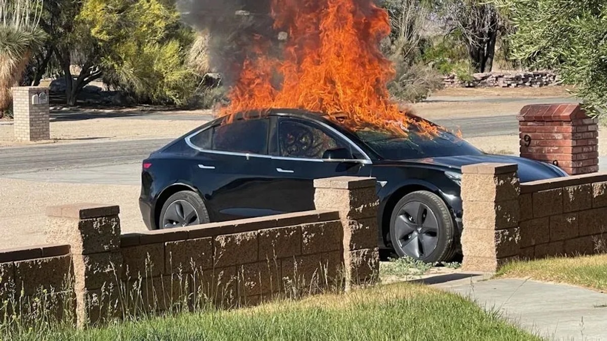 Tesla en feu